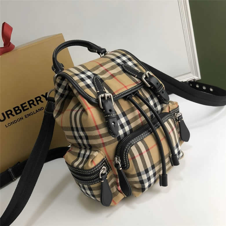 Burberry巴寶莉專櫃價三用雙肩包小號Vintage格紋軍旅背包40784711￥1880.00的图片-高仿博柏利包包Burberry巴寶莉、高仿博柏利女包Burberry巴寶莉