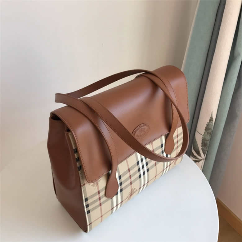 Burberry巴寶莉專櫃價中古女包經典戰馬格紋拼皮翻蓋手提包公文包￥1480.00的图片-高仿博柏利包包Burberry巴寶莉、高仿博柏利女包Burberry巴寶莉