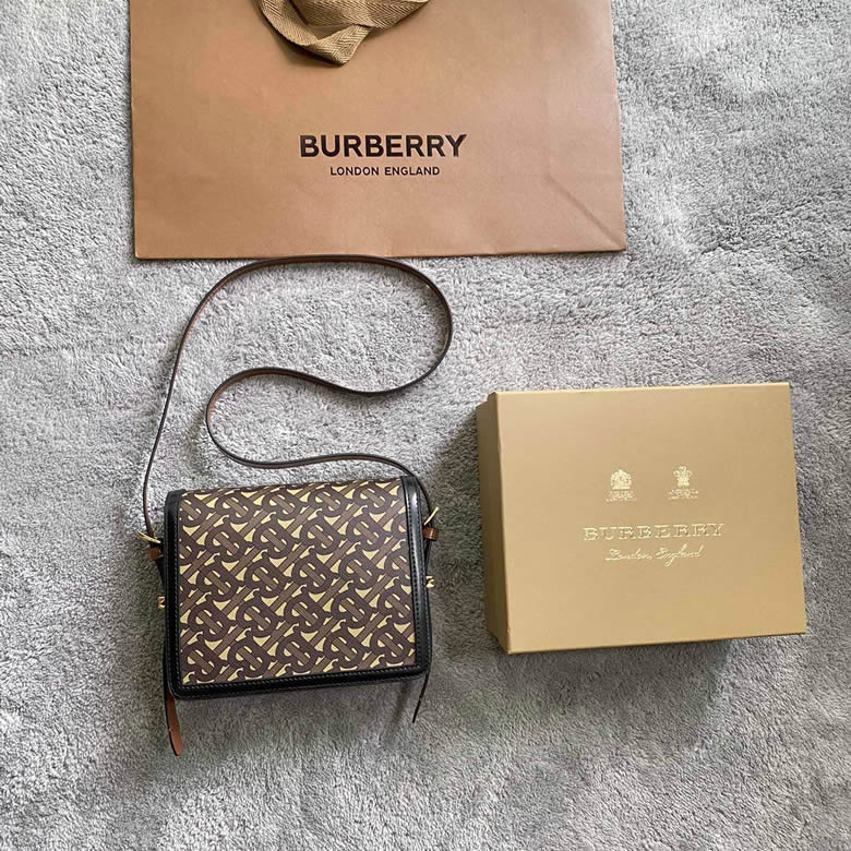 Burberry巴寶莉Horseferry印花Grace格雷絲包￥1480.00的图片-高仿博柏利包包Burberry巴寶莉、高仿博柏利女包Burberry巴寶莉