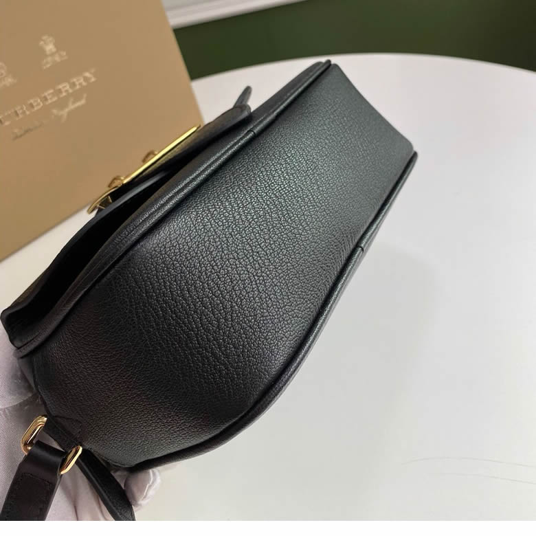 Burberry巴寶莉粒紋皮革新品The Buckle搭扣包6102黑￥1480.00的图片-高仿博柏利包包Burberry巴寶莉、高仿博柏利女包Burberry巴寶莉