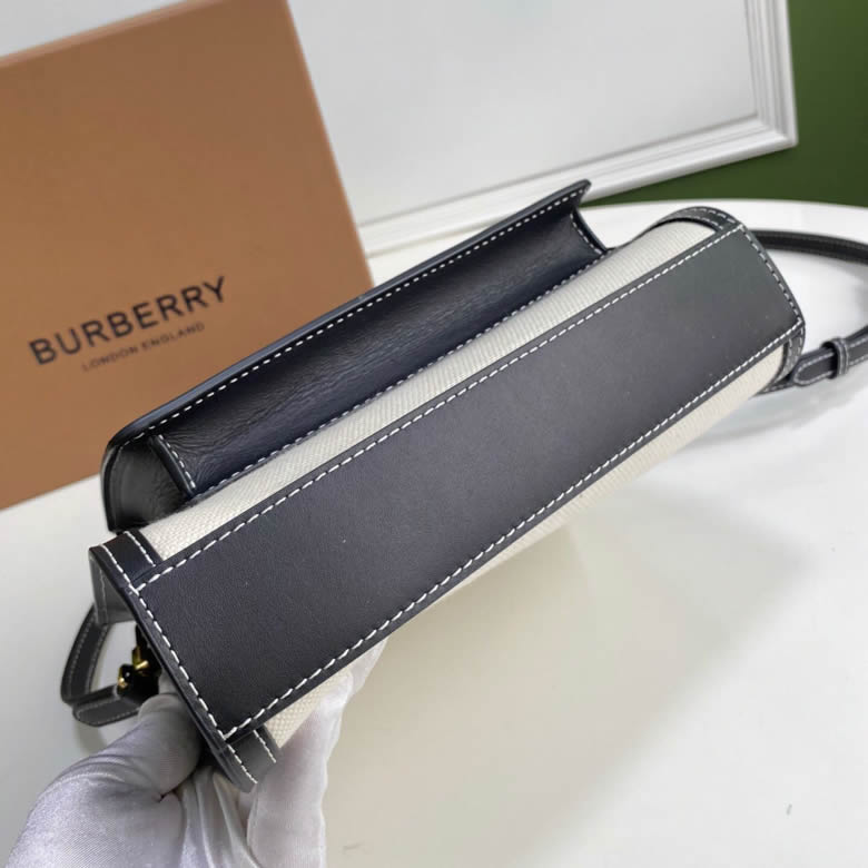 Burberry女包精仿一比一巴寶莉雙色帆佈Horseferry印花托特包￥1480.00的图片-高仿博柏利包包Burberry巴寶莉、高仿博柏利女包Burberry巴寶莉