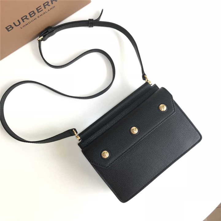 精仿Burberry單肩包仿巴寶莉Title迷妳口袋細節皮革泰爾特手袋80145791￥980.00的图片-高仿博柏利包包Burberry巴寶莉、高仿博柏利女包Burberry巴寶莉