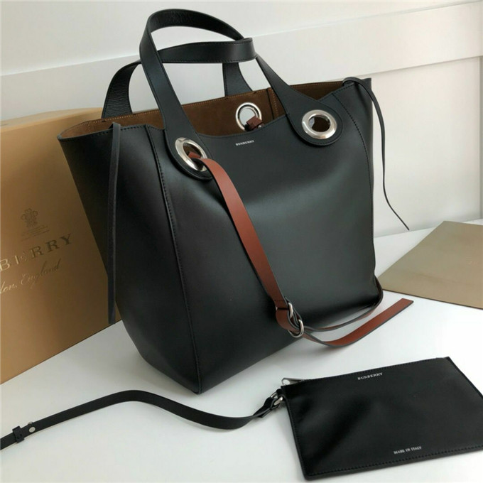 Burberry/巴寶莉 最新大容量的托特包 黑色￥1980.00的图片-高仿博柏利包包Burberry巴寶莉、高仿博柏利女包Burberry巴寶莉