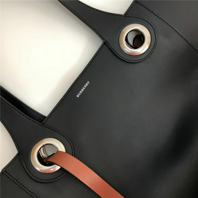 Burberry/巴寶莉 最新大容量的托特包 黑色￥1980.00的图片-高仿博柏利包包Burberry巴寶莉、高仿博柏利女包Burberry巴寶莉