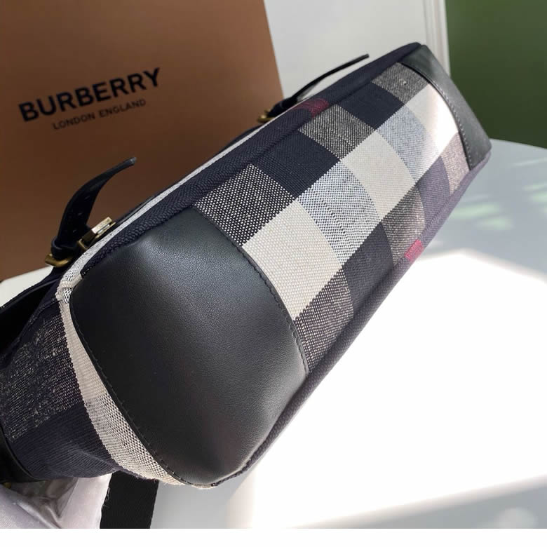 Burberry高端復刻巴寶莉Canvas棉麻混紡格紋中性款信使包紅色￥1480.00的图片-高仿博柏利包包Burberry巴寶莉、高仿博柏利男包Burberry巴寶莉