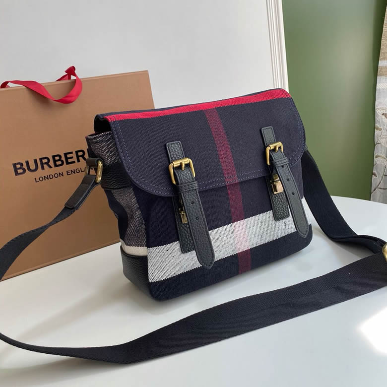 原單Burberry巴寶莉Canvas 格紋裁片信使男包藍色￥1460.00的图片-高仿博柏利包包Burberry巴寶莉、高仿博柏利男包Burberry巴寶莉