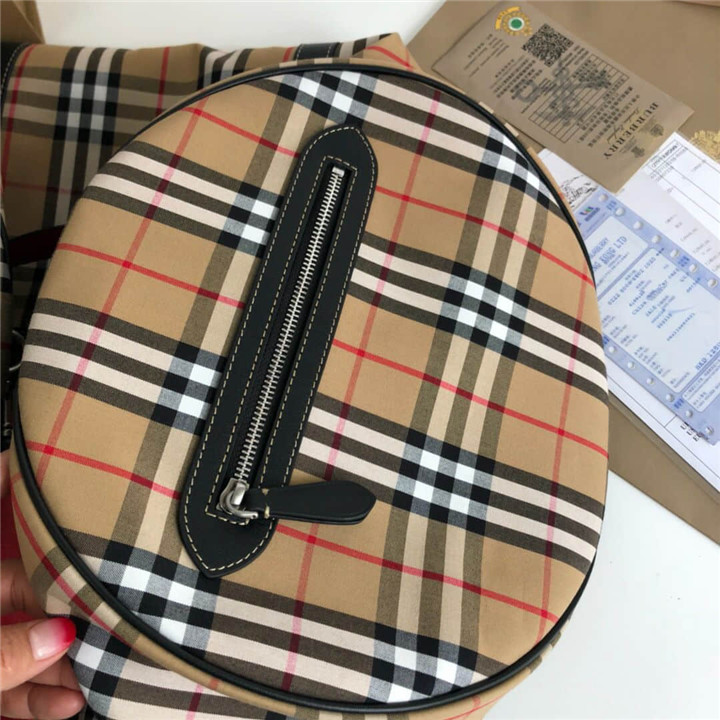 原單巴寶莉旅行袋仿Burberry Vintage 復古格紋圓筒旅行袋￥1480.00的图片-高仿博柏利包包Burberry巴寶莉、高仿博柏利男包Burberry巴寶莉