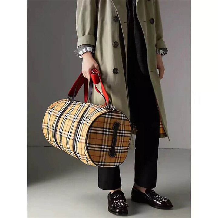 原單巴寶莉旅行袋仿Burberry Vintage 復古格紋圓筒旅行袋￥1480.00的图片-高仿博柏利包包Burberry巴寶莉、高仿博柏利男包Burberry巴寶莉