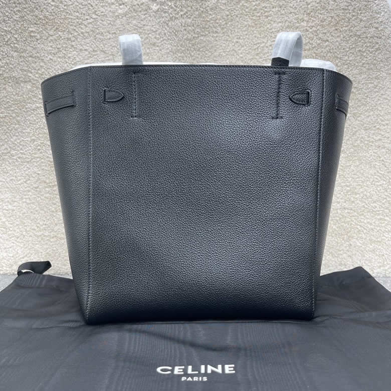 CELINE賽琳CABAS PHANTOM黑色小號柔軟粒面小牛皮肩背包189023￥1980.00的图片-高仿賽琳包包CELINE