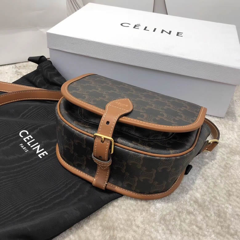 Celine/賽琳 FOLCO TRIOMPHE帆佈中號馬鞍包 191502￥1480.00的图片-高仿賽琳包包CELINE