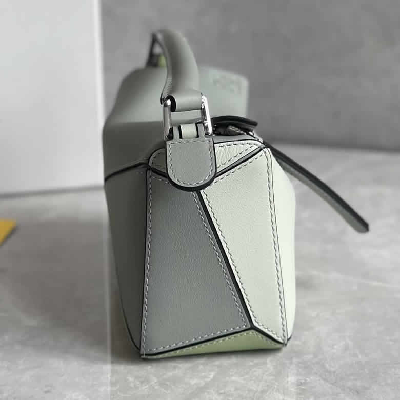 LOEWE羅意威Mini Puzzle bag幾何包0338拼色18CM￥1580.00的图片-高仿羅意威包包Loewe