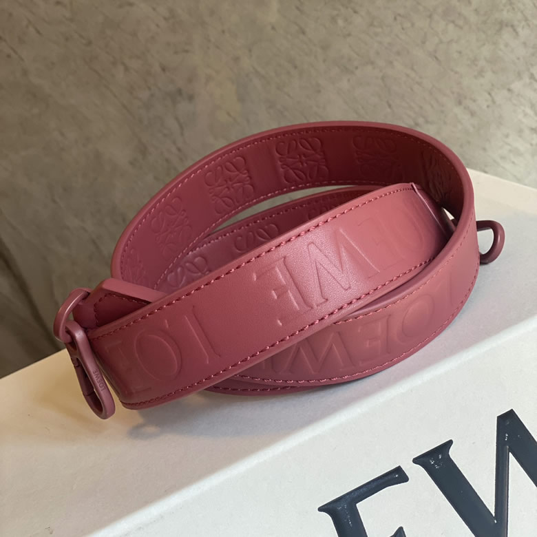 LOEWE羅意威 Mini Puzzle 18CM bag幾何包0338玫粉/粉扣￥1780.00的图片-高仿羅意威包包Loewe