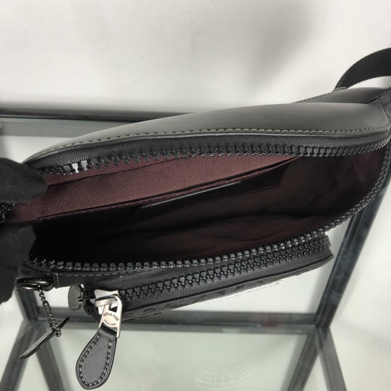 COACH/蔻馳男胸包TRACK繫列迪士尼聯名款暗黑繫列休閑腰包￥1480.00的图片-高仿蔻馳包包coach