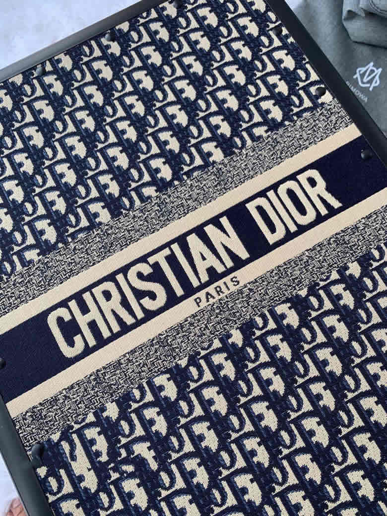 迪奧Christian Dior行李箱/拉桿箱90047￥1980.00的图片-高仿迪奧包包DIOR、高仿迪奧女包DIOR