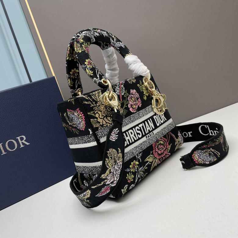 迪奧女包刺繡繫列M8002黃色藍樹￥1580.00的图片-高仿迪奧包包DIOR、高仿迪奧女包DIOR