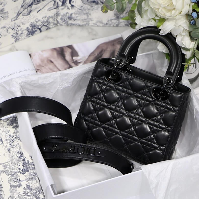 迪奧專櫃價格錶Lady Dior My ABCDior戴妃包 M0538BCAL_M900￥1680.00的图片-高仿迪奧包包DIOR、高仿迪奧女包DIOR