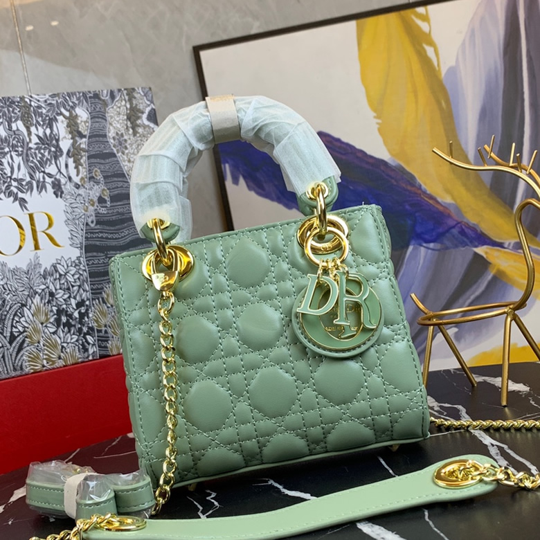 Dior/迪奧原版皮高品質琺瑯三格羊皮專櫃新Logo戴妃包草綠￥980.00