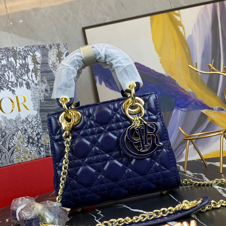 Dior/迪奧原版皮高品質琺瑯三格羊皮專櫃新Logo戴妃包藍色￥980.00的图片-高仿迪奧包包DIOR、高仿迪奧女包DIOR