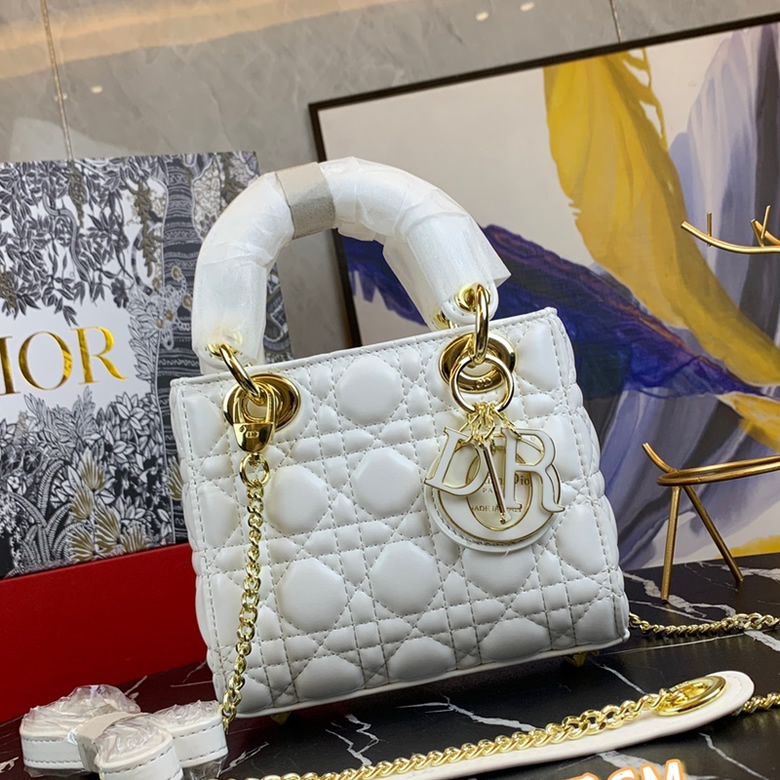 Dior/迪奧原版皮高品質琺瑯三格羊皮專櫃新Logo戴妃包白色￥980.00