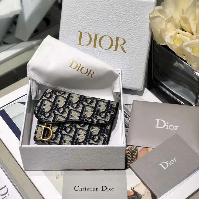 Dior藍色Oblique印花馬鞍Lotus錢包 S5652CTZQ_M928￥680.00的图片-高仿迪奧包包DIOR、高仿迪奧女包DIOR