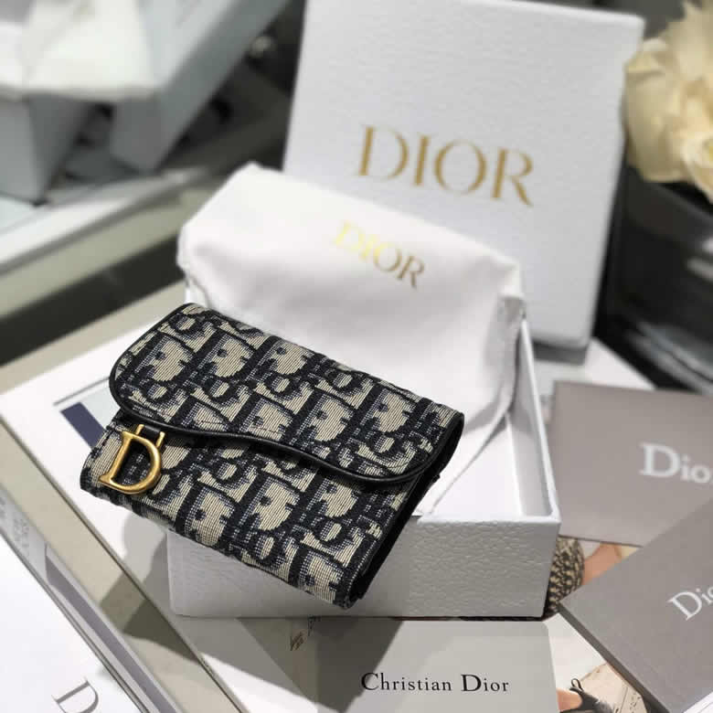 Dior藍色Oblique印花馬鞍Lotus錢包 S5652CTZQ_M928￥680.00的图片-高仿迪奧包包DIOR、高仿迪奧女包DIOR