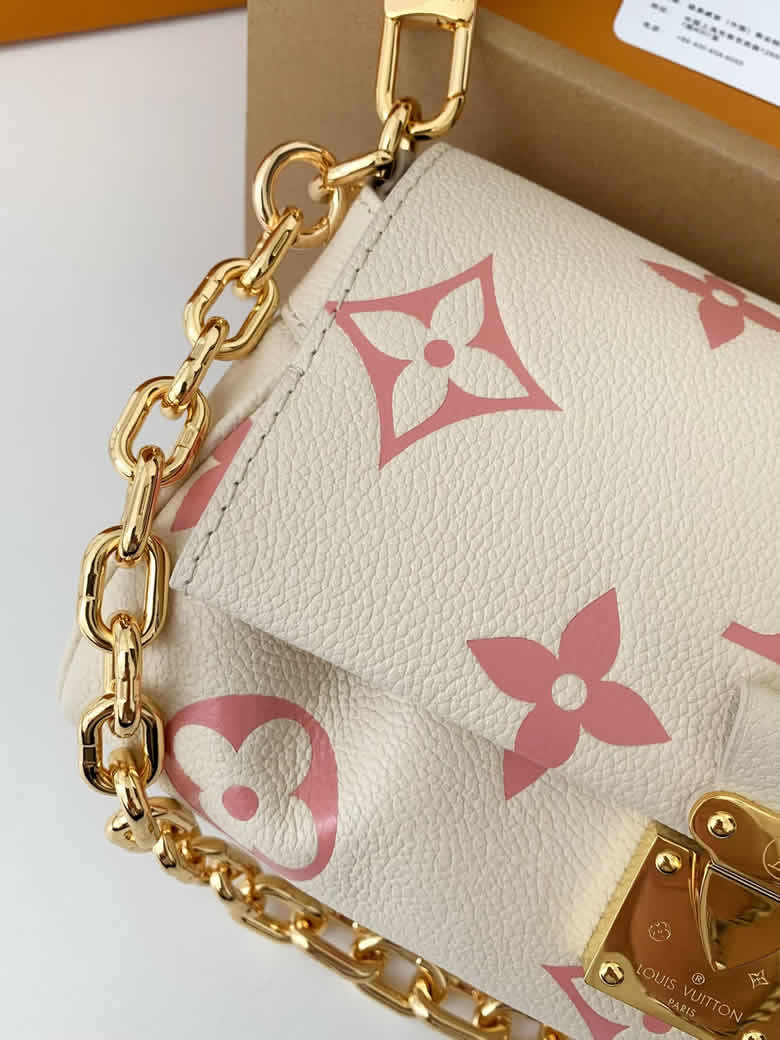 Lv Favorite中國首發奶油草莓 M46393￥1280.00的图片-高仿LV包包、高仿lv女包