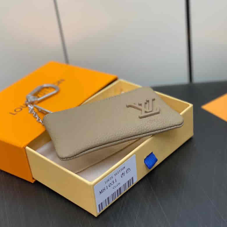 高仿lv全皮鑰匙包錢包繫列 POCHETTE CLE 鑰匙包 m81031杏色￥680.00的图片-高仿LV包包、高仿lv錢包