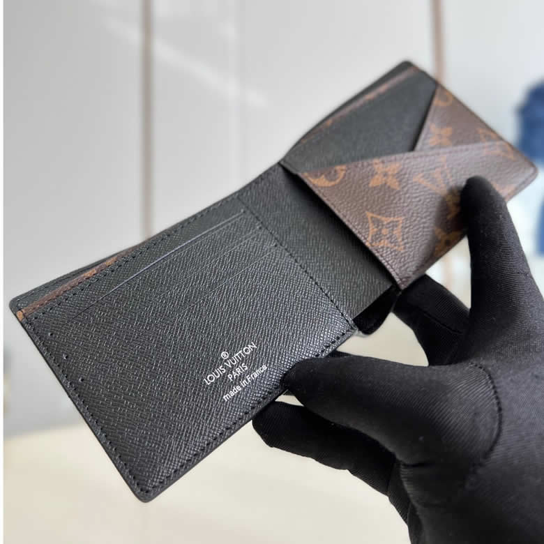 LV/路易威登黑色小牛皮拼老花 短款摺疊 MULTIPLE M69408錢夾￥680.00的图片-高仿LV包包、高仿lv錢包