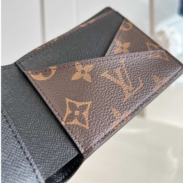 LV/路易威登黑色小牛皮拼老花 短款摺疊 MULTIPLE M69408錢夾￥680.00的图片-高仿LV包包、高仿lv錢包