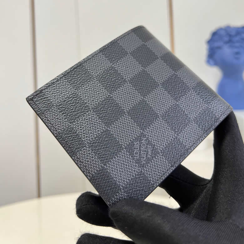 LV/路易威登2021新款男士經典設計格紋MARCO實用錢包錢夾N63336黑灰￥680.00的图片-高仿LV包包、高仿lv錢包