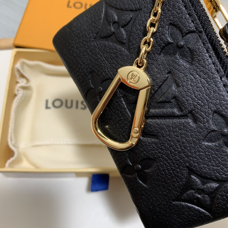 LV M80879 KEY POUCH 鑰匙包12x7x1.5厘米￥880.00的图片-高仿LV包包、高仿lv錢包