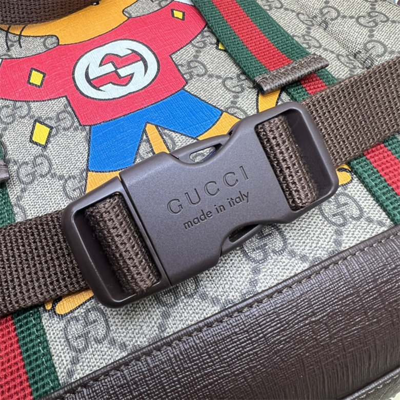 高仿GUCCI古馳小貓印花滑闆背包690999￥1980.00的图片-高仿古奇包包Gucci、高仿古奇男包Gucci