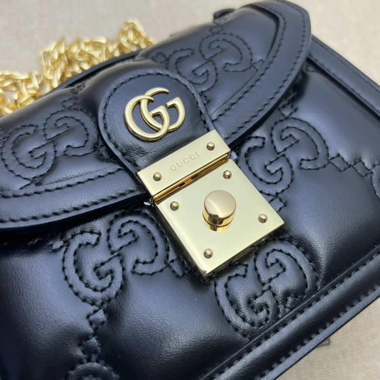 GUCCI官方網站古馳GG Matelassé皮革小號手提包724499￥1480.00的图片-高仿古奇包包Gucci、高仿古奇女包Gucci