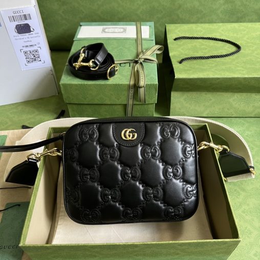 高仿Gucci女包UM8HG 1046 GG 702234絎縫皮革肩背包￥1480.00