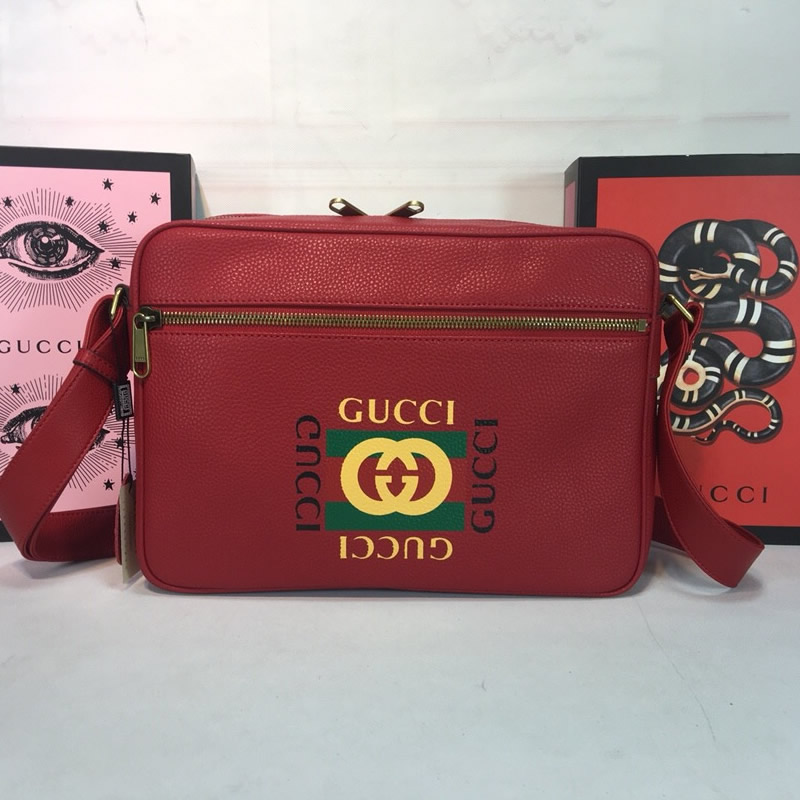 高仿Gucci古馳復古印花郵差斜挎包523589￥1280.00的图片-高仿古奇包包Gucci、高仿古奇男包Gucci