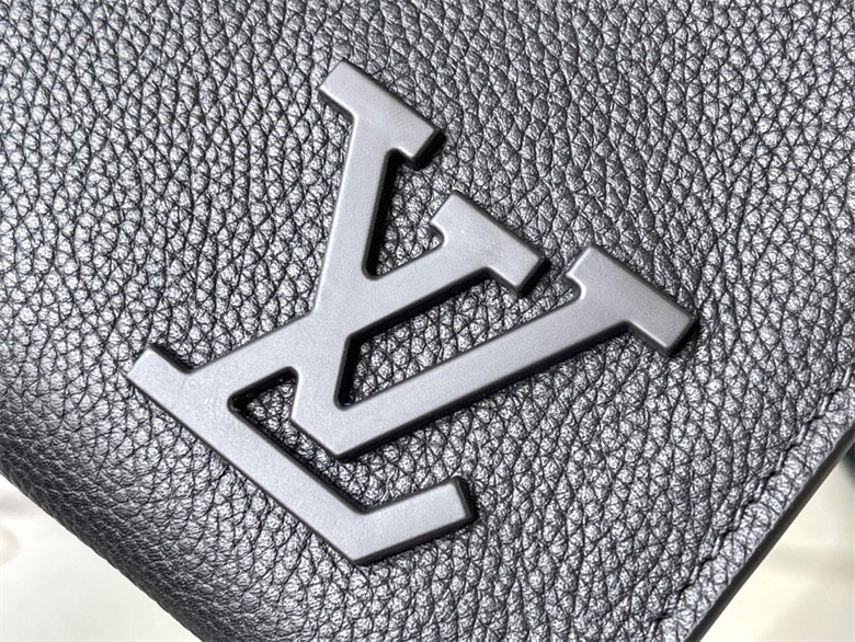 LV 頂級高仿包MESSENGER VOYAGE手袋 M59329￥1780.00的图片-高仿LV包包、高仿lv男包